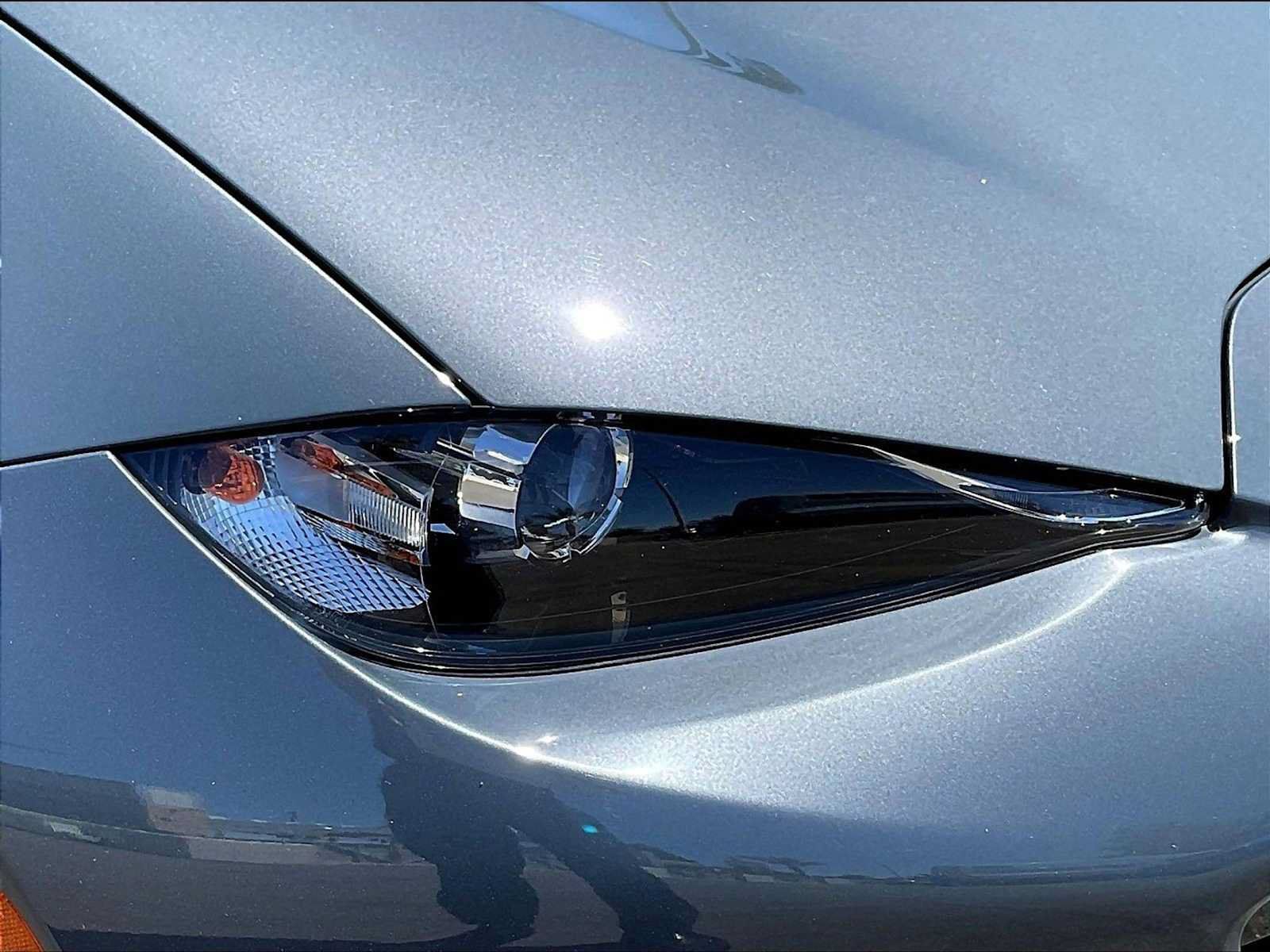 Used 2021 MAZDA MX-5 Miata Grand Touring RWD image 26
