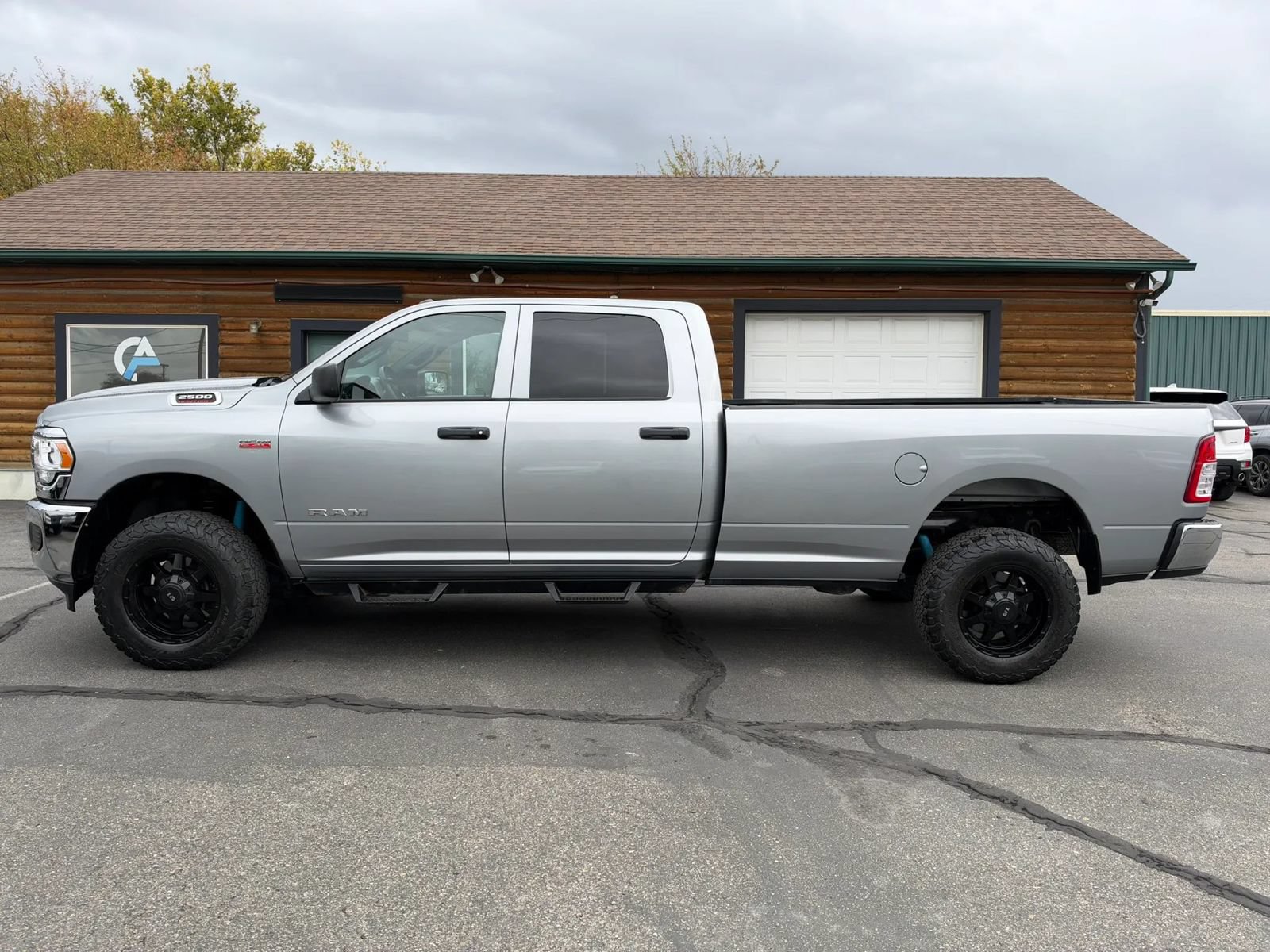 Used 2021 RAM 2500 Tradesman w/ Chrome Appearance Group AWD/4WD image 9