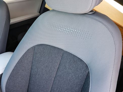 New 2026 Hyundai Ioniq 5 SE image 29