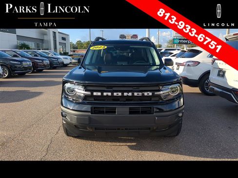 Used 2023 Ford Bronco Sport Outer Banks w/ Tech Package image 2