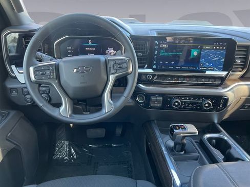 Used 2025 Chevrolet Silverado 1500 LT Trail Boss image 12