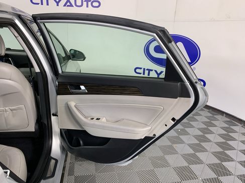 Used 2016 Hyundai Sonata Limited image 34