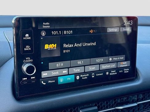 Used 2025 Honda HR-V EX-L image 12