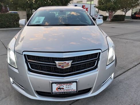 Used 2017 Cadillac XTS Luxury image 25