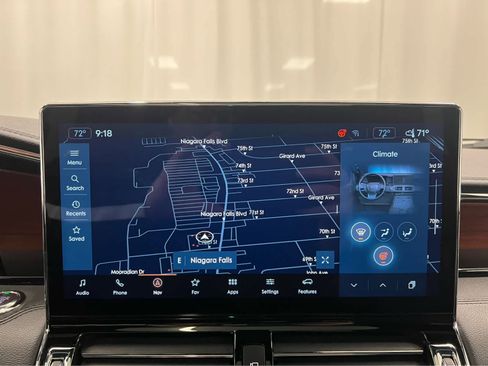 Used 2023 Lincoln Navigator L Reserve w/ Equipment Group 201A image 4