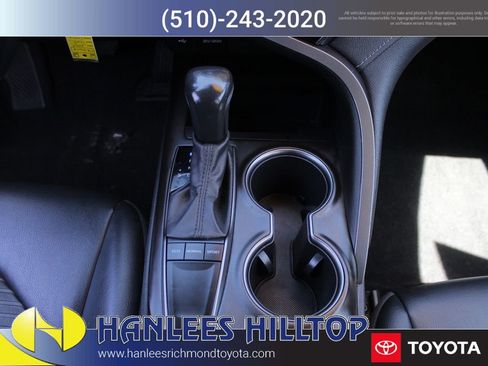 Used 2022 Toyota Camry SE image 22