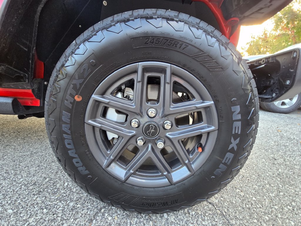 Used 2024 Jeep Wrangler Unlimited Sport AWD/4WD image 18