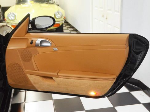 Used 2008 Porsche Boxster image 21