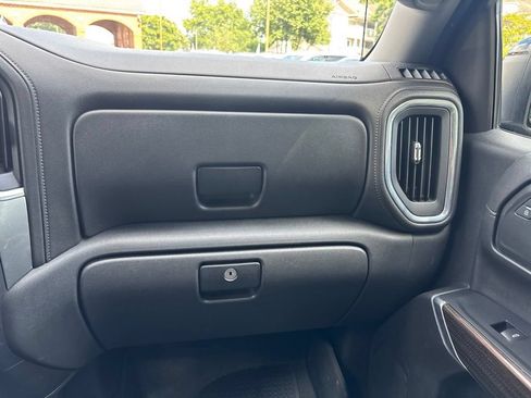Used 2020 Chevrolet Silverado 1500 RST w/ RST Value Package AWD/4WD image 19