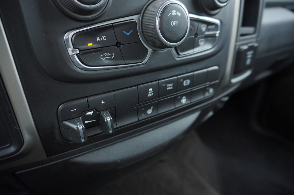 Used 2014 RAM 2500 Big Horn AWD/4WD image 17