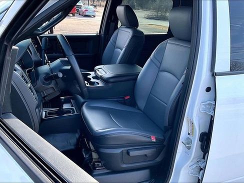 New 2024 RAM 5500 Tradesman w/ Chrome Appearance Group image 10