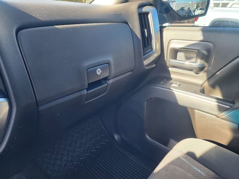 Used 2017 Chevrolet Silverado 1500 LT w/ All Star Edition image 35