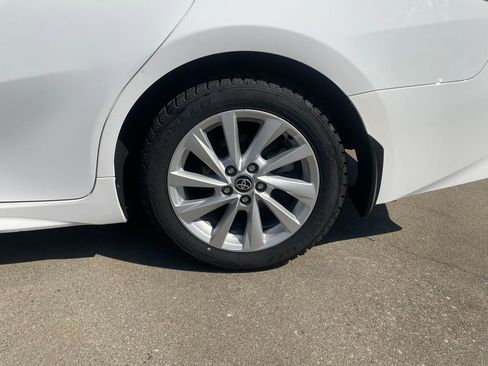 Used 2022 Toyota Camry SE FWD image 24