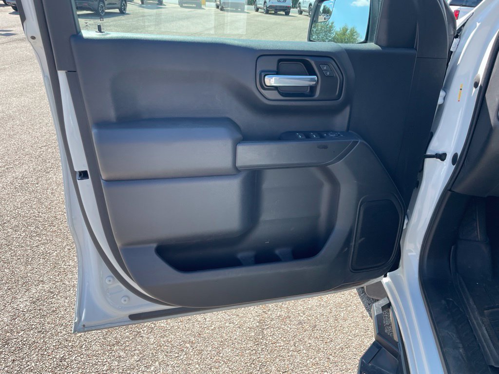 Used 2022 Chevrolet Silverado 1500 Custom RWD image 15