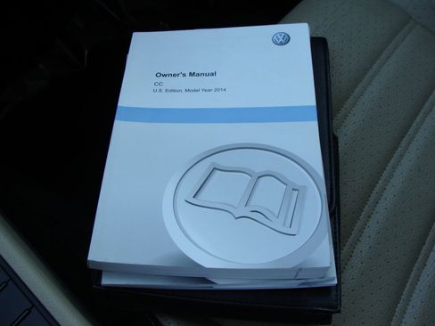 Used 2014 Volkswagen CC R-Line image 37