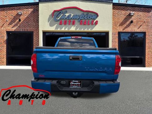 Used 2017 Toyota Tundra SR5 w/ SR5 Upgrade Package RWD image 8