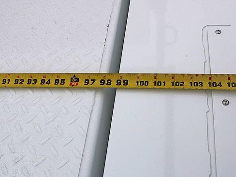 Used 2024 RAM 2500 Tradesman w/ Chrome Appearance Group image 11