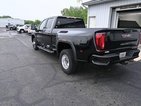 Used 2022 GMC Sierra 3500 Denali w/ Denali Ultimate Package AWD/4WD image 8