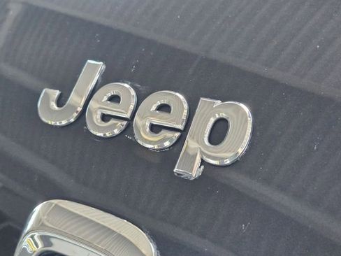 Used 2015 Jeep Cherokee Limited FWD image 5