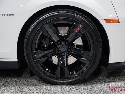 Used 2013 Chevrolet Camaro ZL1 image 12