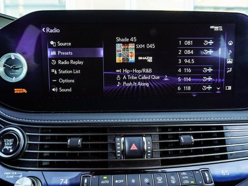 Used 2022 Lexus LS 500 w/ Interior Upgrade Package image 26