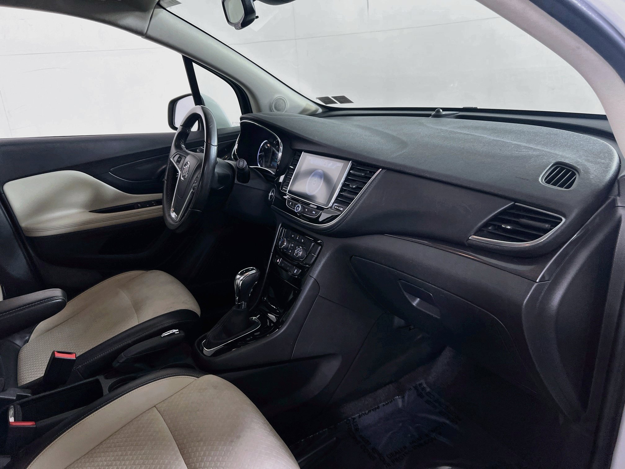 Used 2018 Buick Encore Preferred AWD/4WD image 26