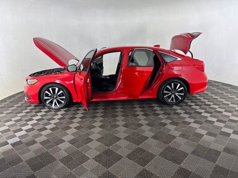 Used 2022 Honda Civic EX image 12