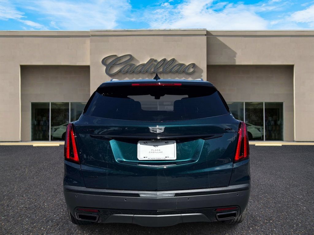 New 2026 Cadillac XT5 Premium Luxury w/ LPO, ONYX Package AWD/4WD image 4
