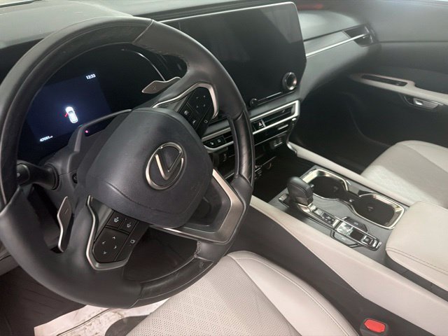 Used 2024 Lexus RX 350 Premium Plus w/ Convenience Package FWD image 12