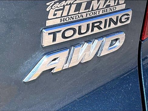 Used 2021 Honda Pilot Touring image 9