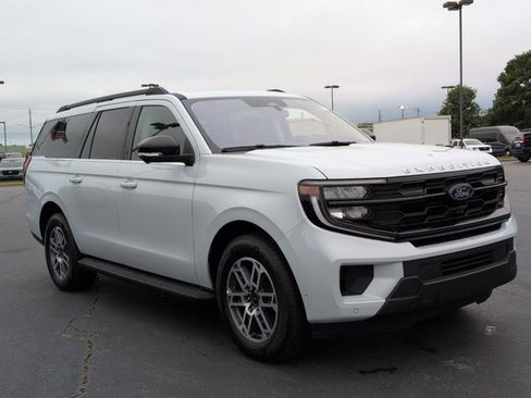 Certified 2025 Ford Expedition Max Active RWD image 1