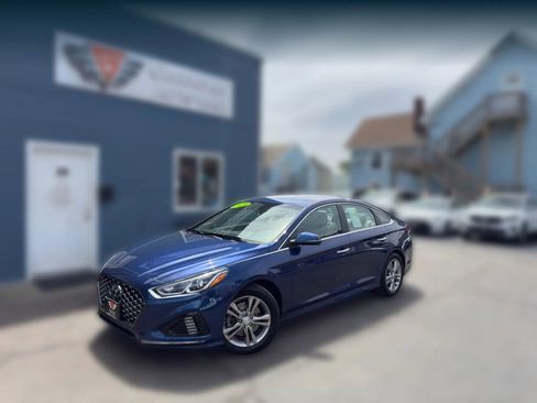 Used 2019 Hyundai Sonata SEL w/ Tech Package 02 FWD image 1