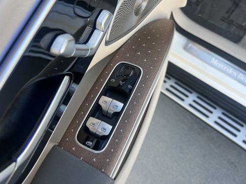 Certified 2023 Mercedes-Benz EQS 450+ SUV image 15