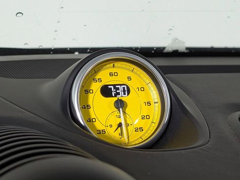 Certified 2023 Porsche 718 Boxster Spyder image 28