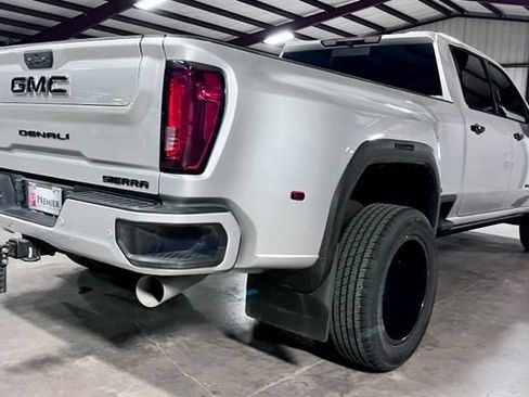 Used 2023 GMC Sierra 3500 Denali AWD/4WD image 3