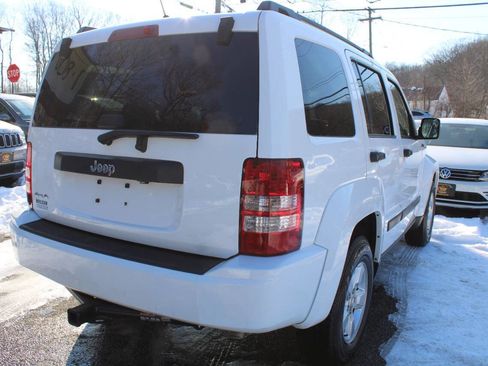 Used 2012 Jeep Liberty Sport w/ Popular Equipment Group image 8