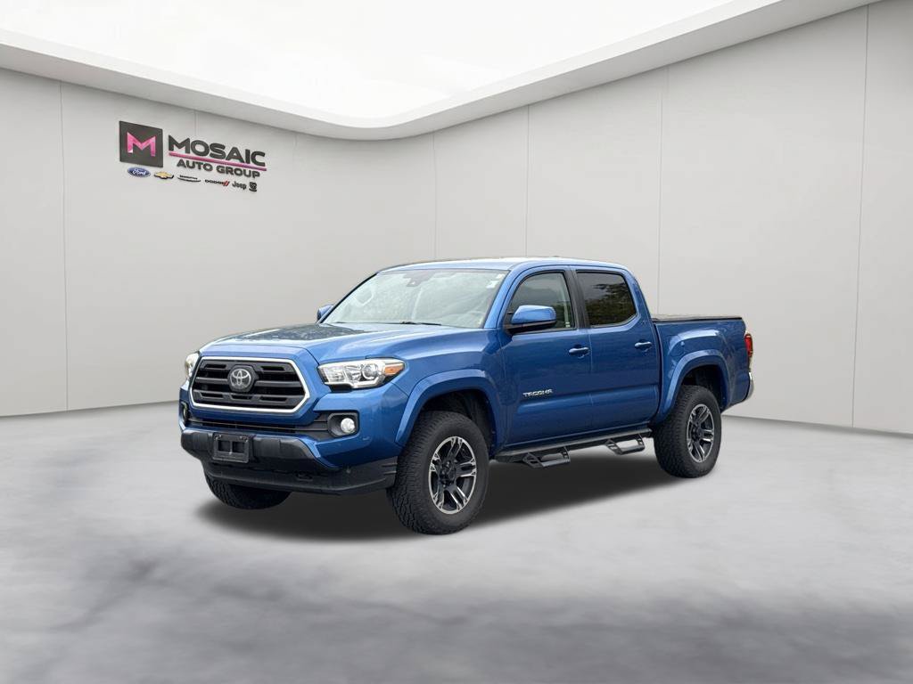 Used 2018 Toyota Tacoma SR5 RWD image 4