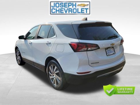 Used 2023 Chevrolet Equinox LT FWD image 3