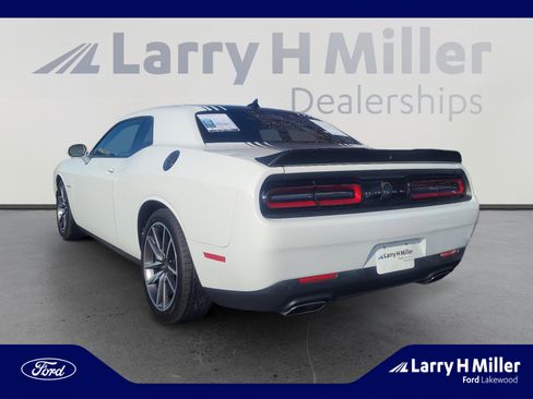 Used 2021 Dodge Challenger R/T w/ Plus Package image 3