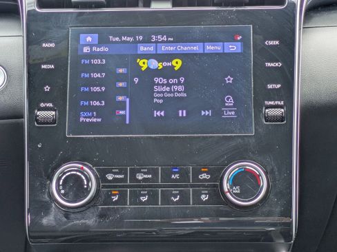 Used 2023 Hyundai Santa Cruz SEL FWD image 16