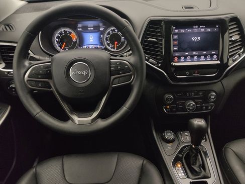 Used 2019 Jeep Cherokee Limited image 22