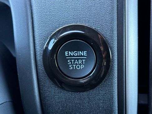 Used 2025 Ford Expedition Active AWD/4WD image 28