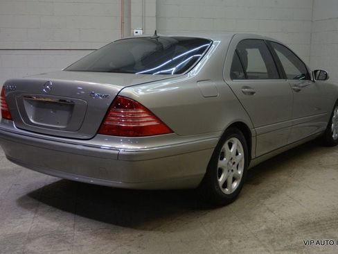 Used 2004 Mercedes-Benz S 500 4MATIC image 4