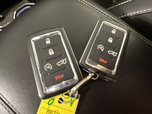Used 2023 Jeep Grand Cherokee 4WD 4xe image 22