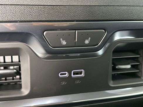 New 2026 GMC Sierra 1500 SLT w/ SLT Premium Plus Package image 39