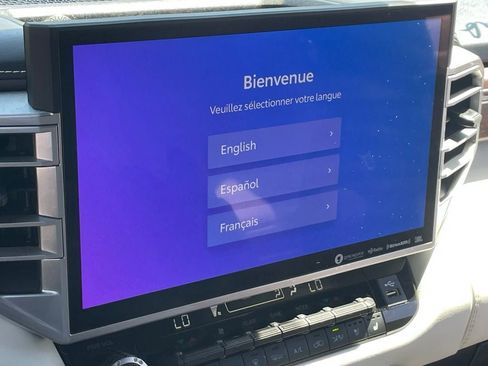 Used 2023 Toyota Sequoia Capstone AWD/4WD image 10
