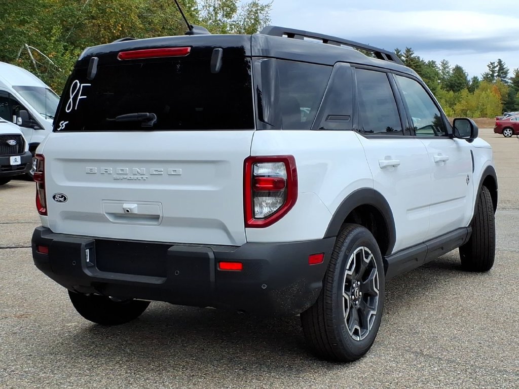 New 2026 Ford Bronco Sport Outer Banks w/ Outer Banks Tech Package+ AWD/4WD image 5