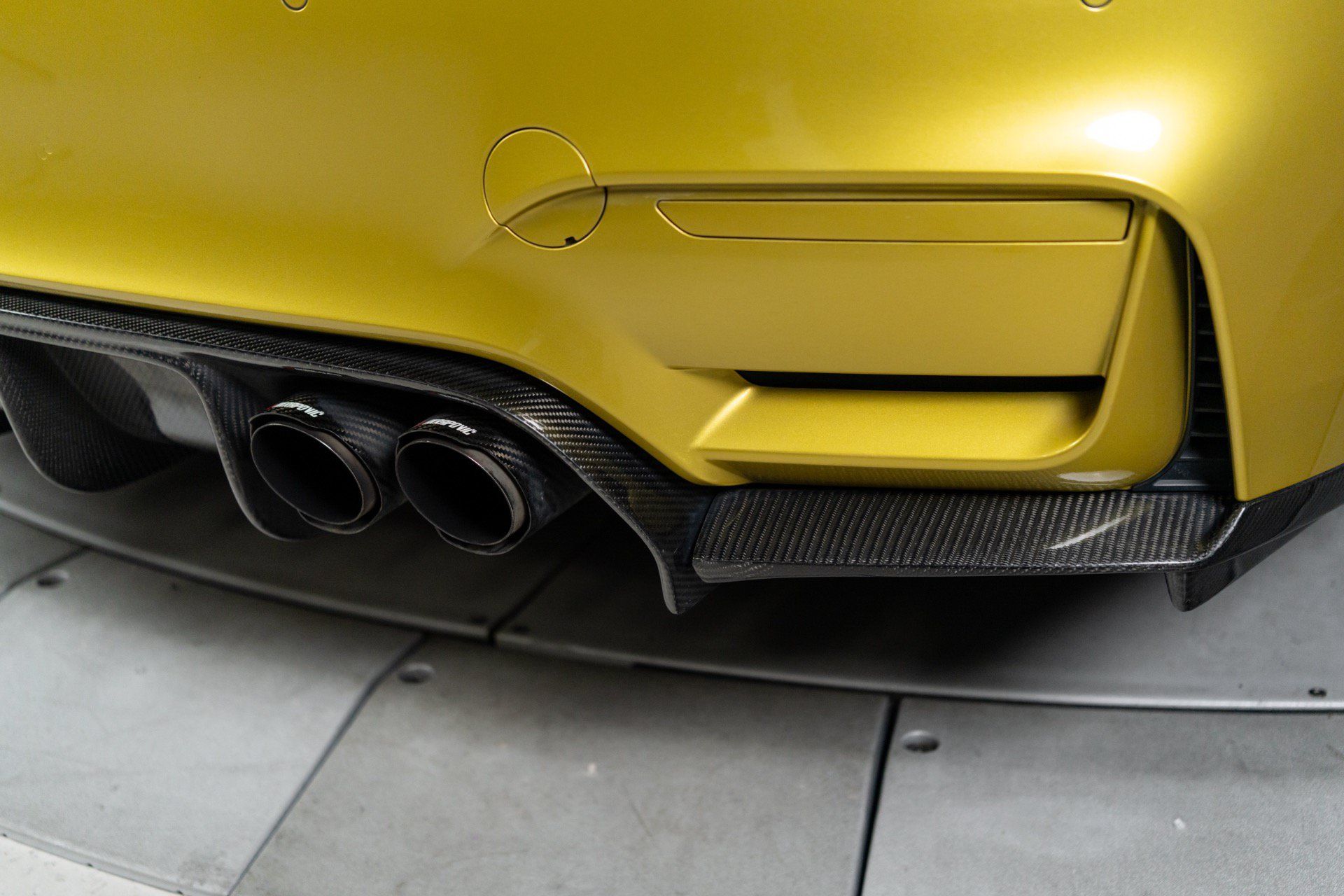 Used 2015 BMW M4 Coupe RWD image 17