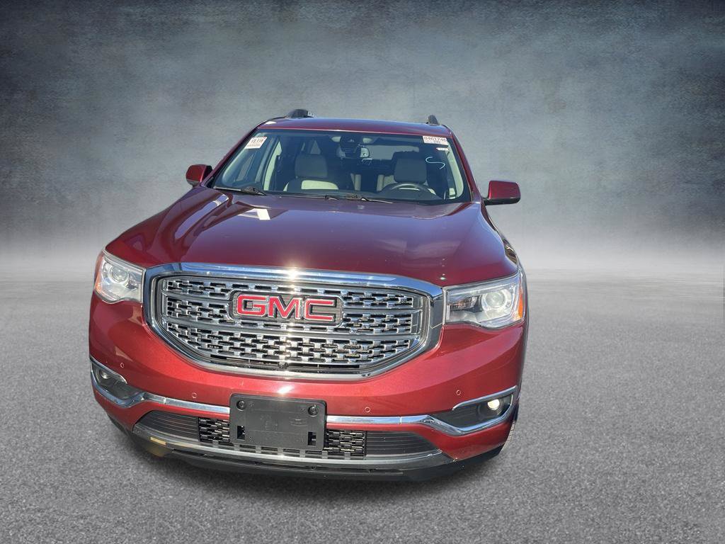 Used 2017 GMC Acadia Denali w/ Technology Package AWD/4WD image 2