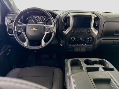 Certified 2021 Chevrolet Silverado 1500 LT image 2